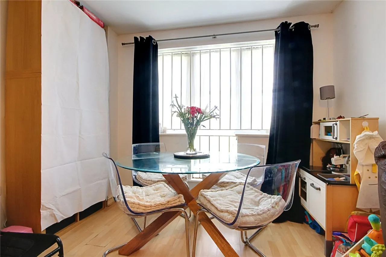 Dundas Mews, Enfield, EN3, photo 5