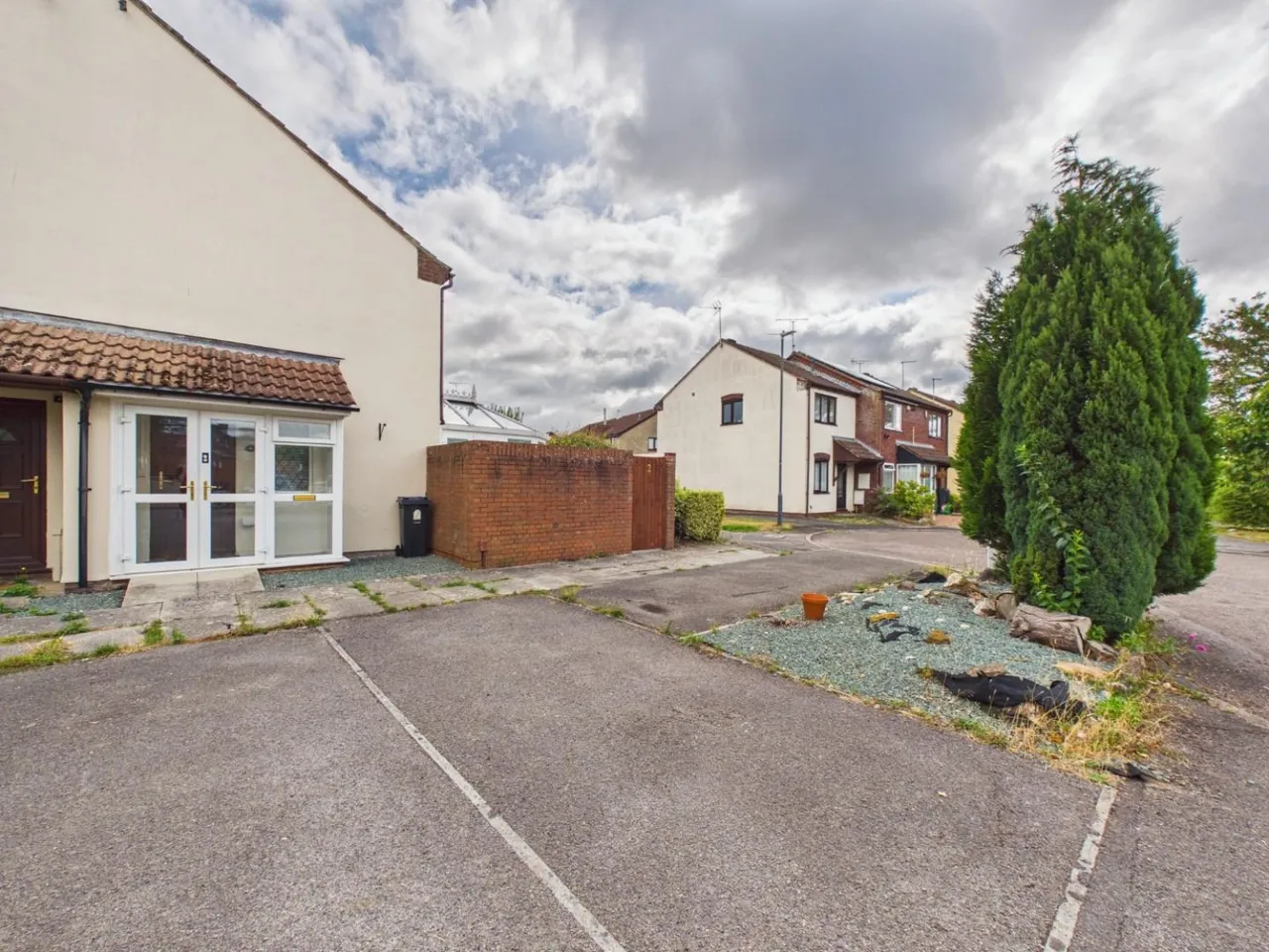 Campion Close, Thornbury, BS35, photo 10