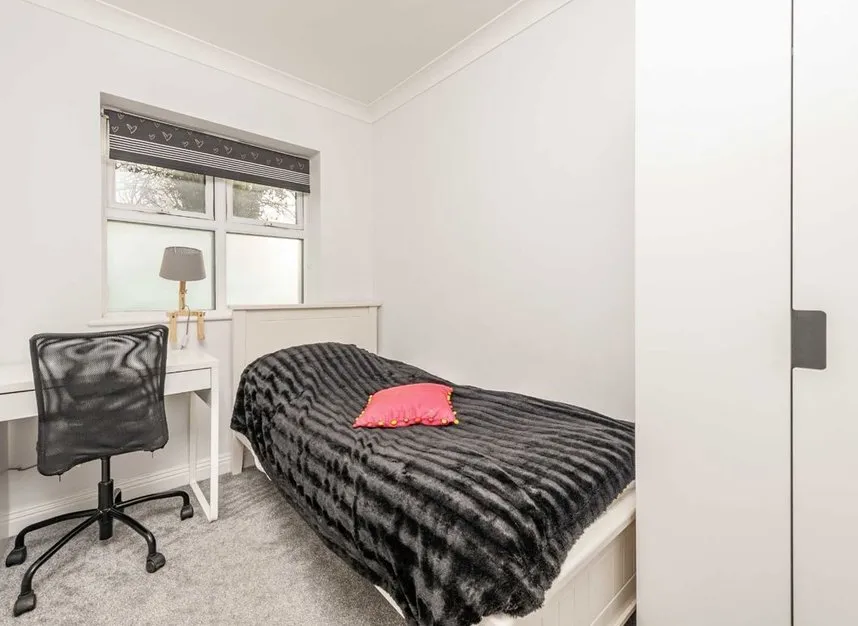 Hillary Drive, Isleworth, TW7, photo 5