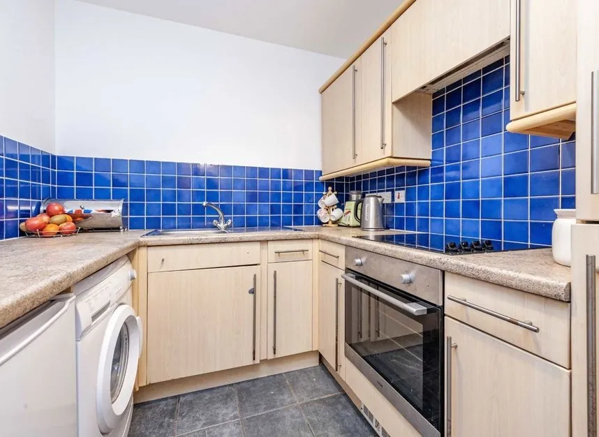 Hillary Drive, Isleworth, TW7, photo 4