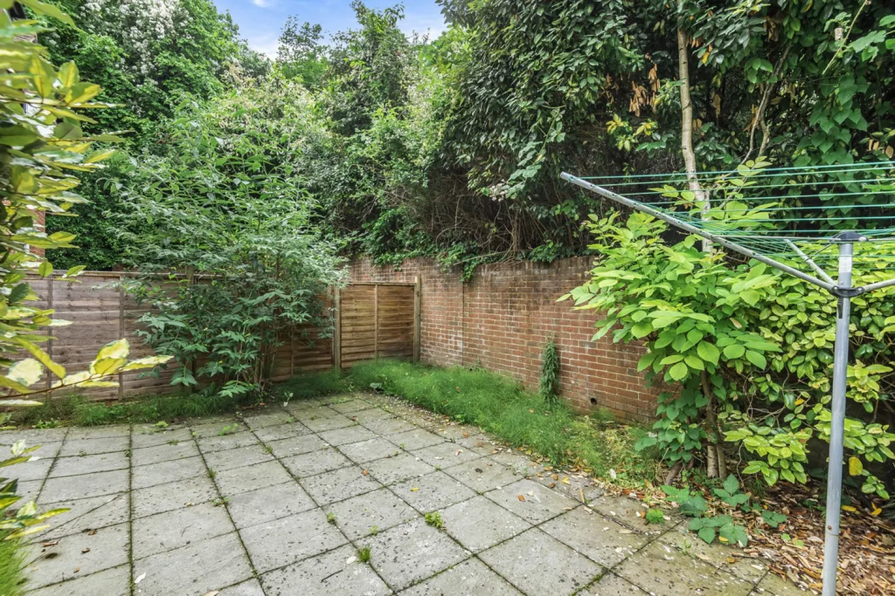 Montgomery Close, Stanmore, Winchester, photo 9