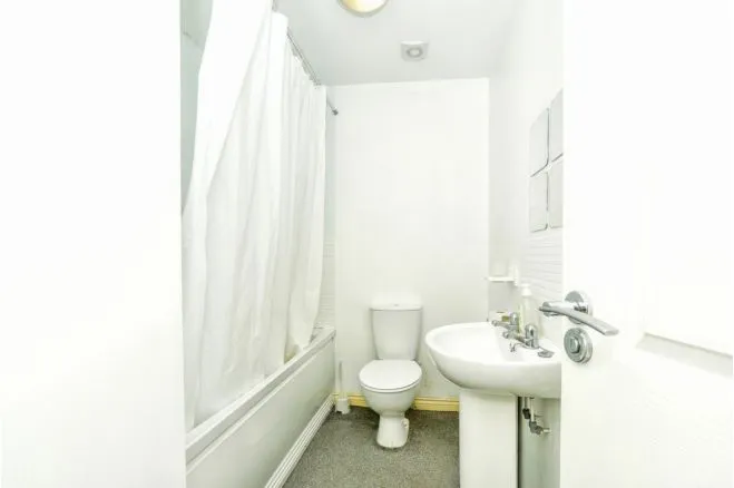 Mayflower Road - Coleview, Swindon, photo 12