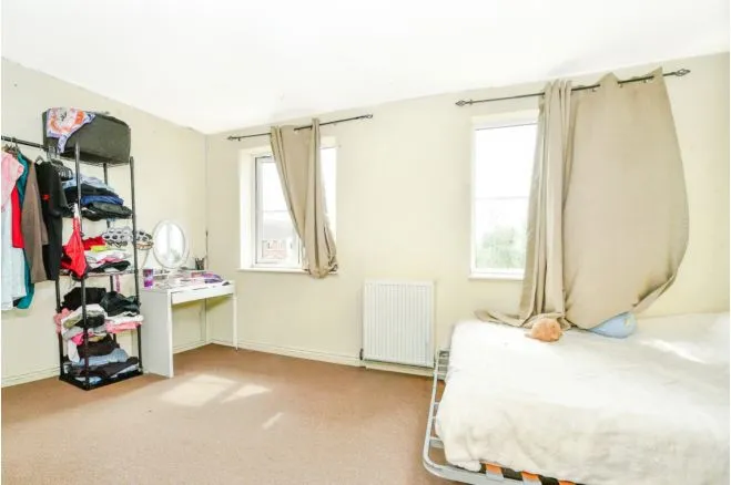 Mayflower Road - Coleview, Swindon, photo 11