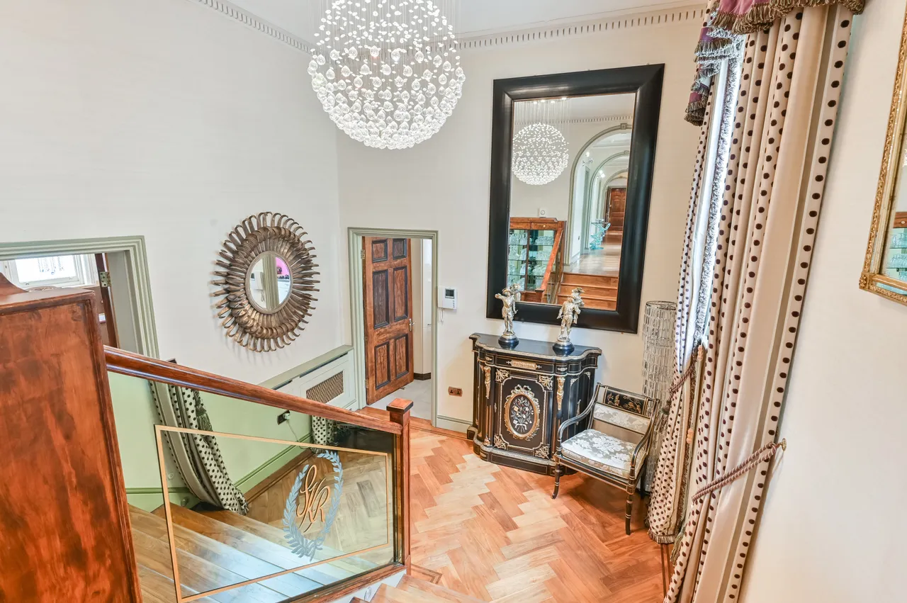 49 Albert Court West Block, Prince Consort Road, London, photo 11