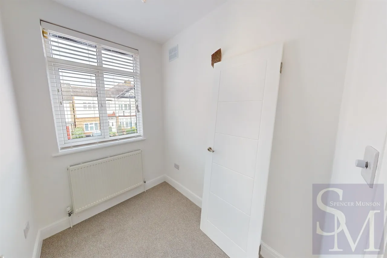 Marlborough Road, Chingford, E4, photo 9