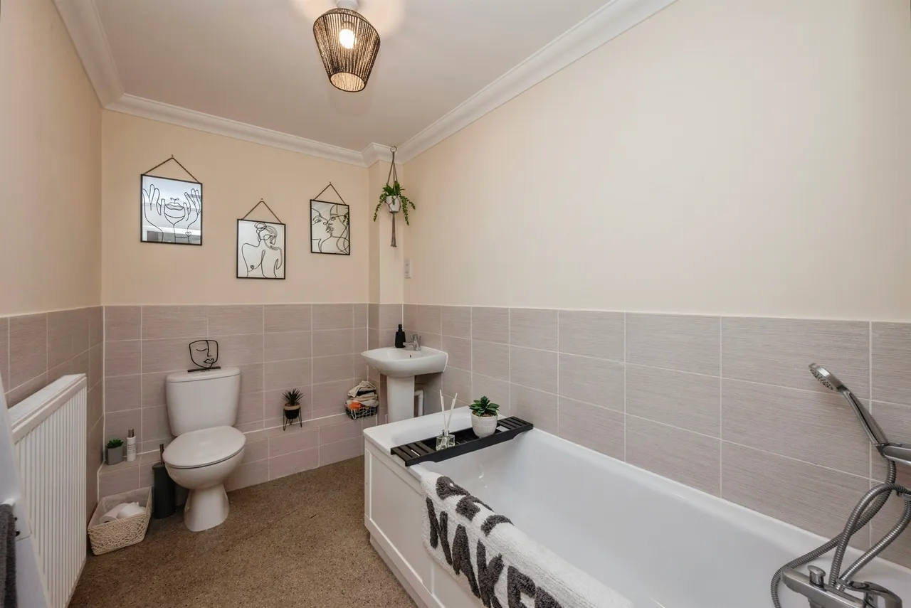 Smedley Close, North Walsham, NR28, photo 17
