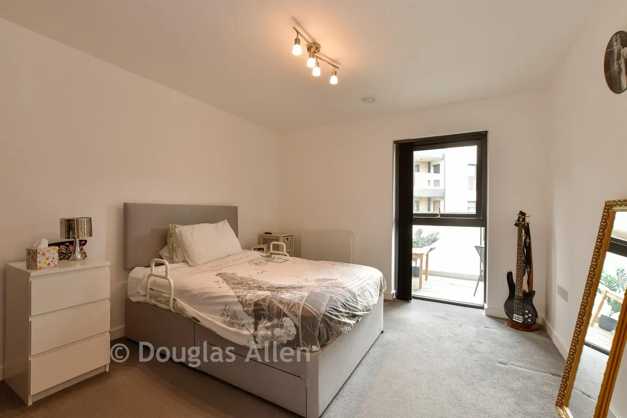 Broadis Way, Rainham, RM13, photo 5