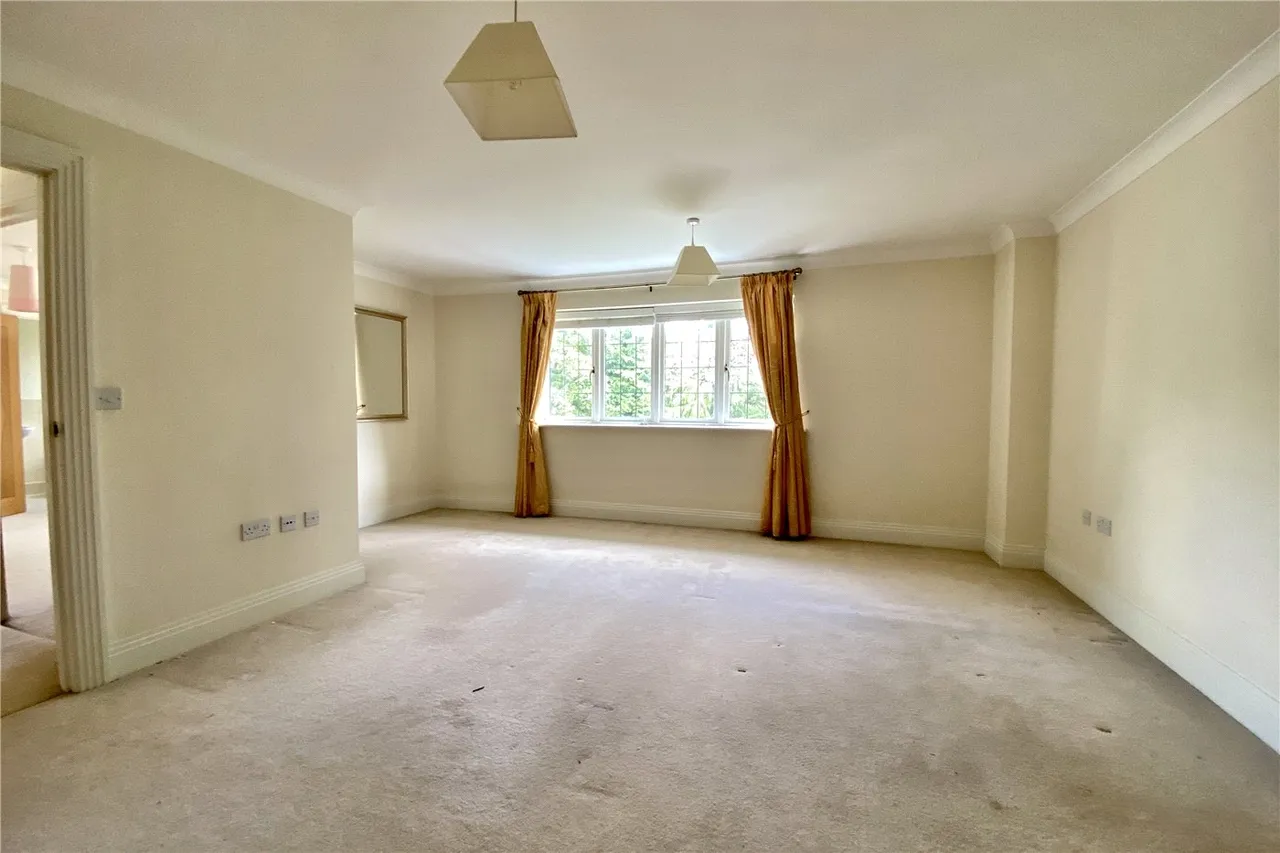 Park Grove, Knotty Green, Beaconsfield, HP9, photo 7