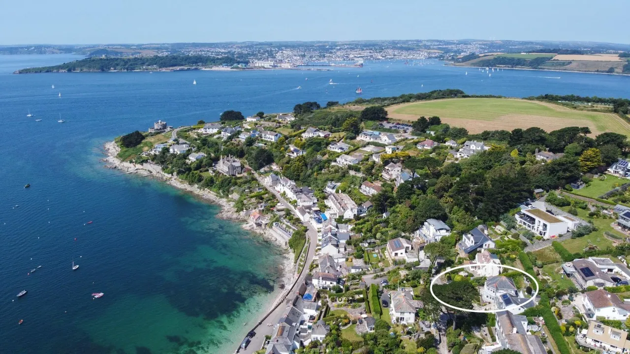 Riviera Lane, St Mawes, TR2, photo 31