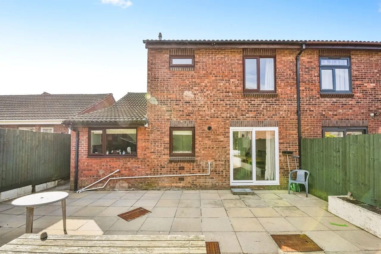 Holly Court, Frome, BA11, photo 15