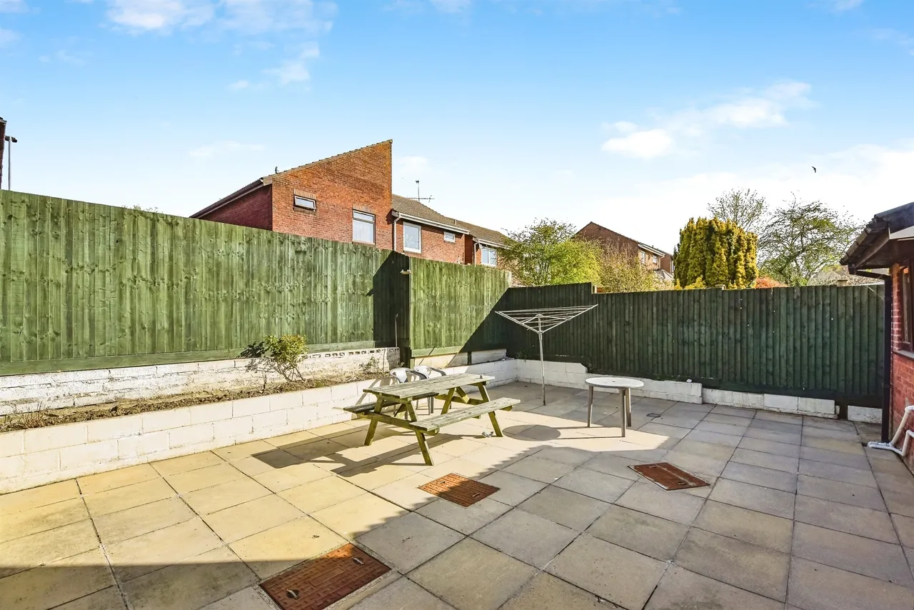Holly Court, Frome, BA11, photo 14