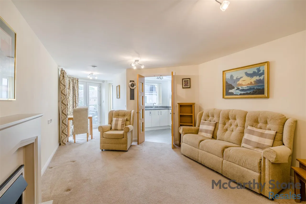 Station Road, Poulton-Le-Fylde, FY6, photo 3