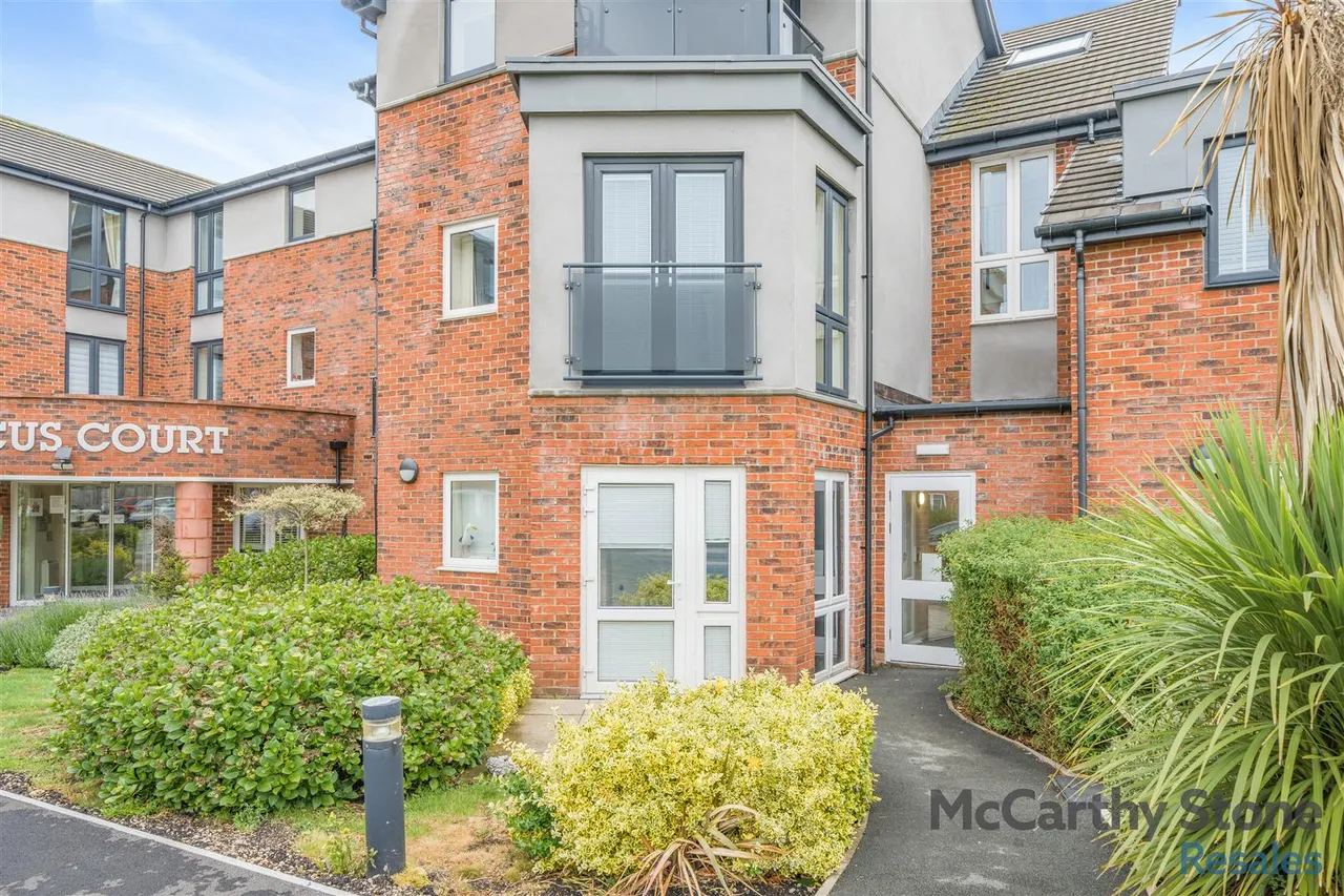 Station Road, Poulton-Le-Fylde, FY6, photo 24