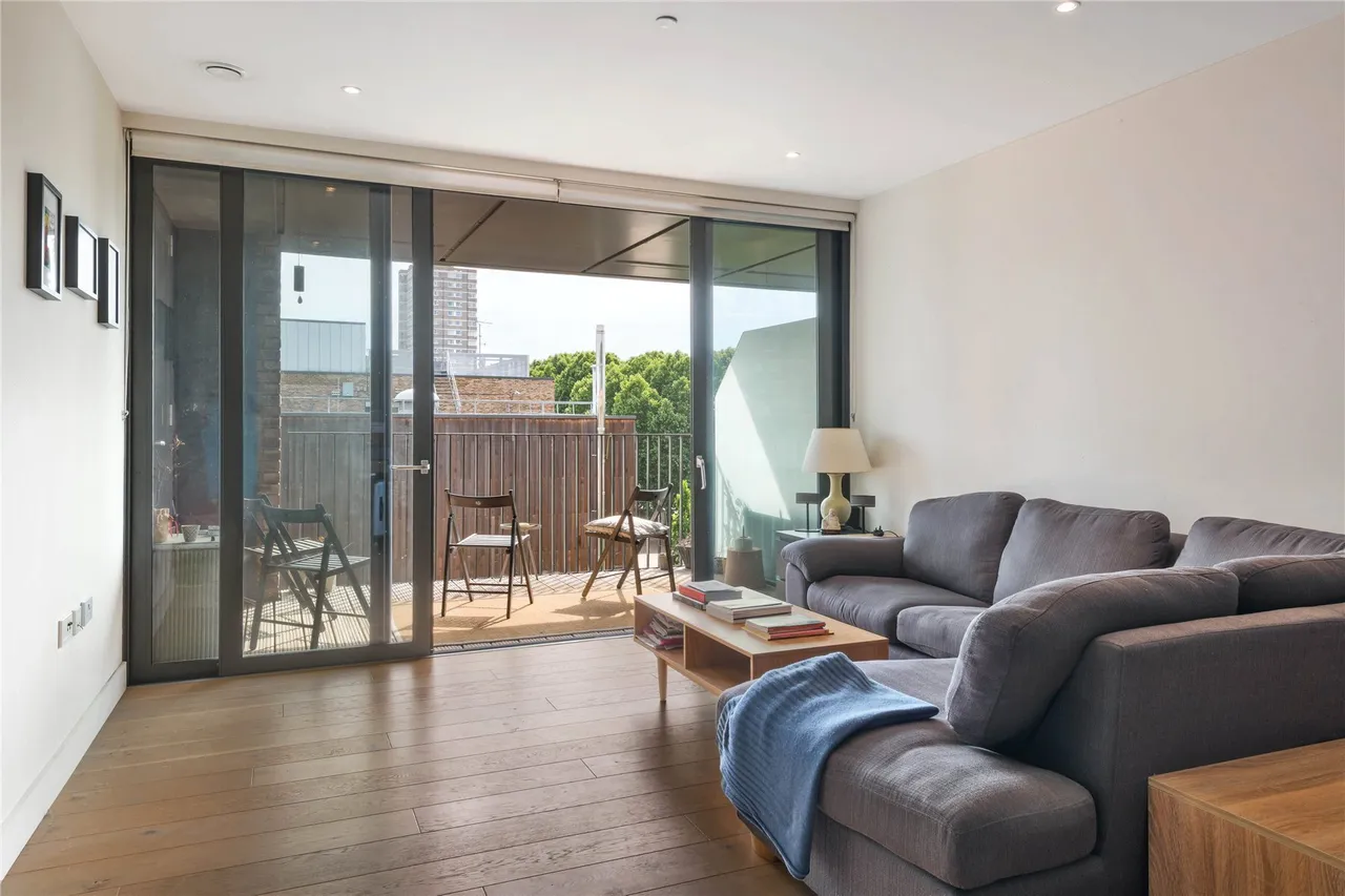 Cobalt Place, London, SW11, photo 3