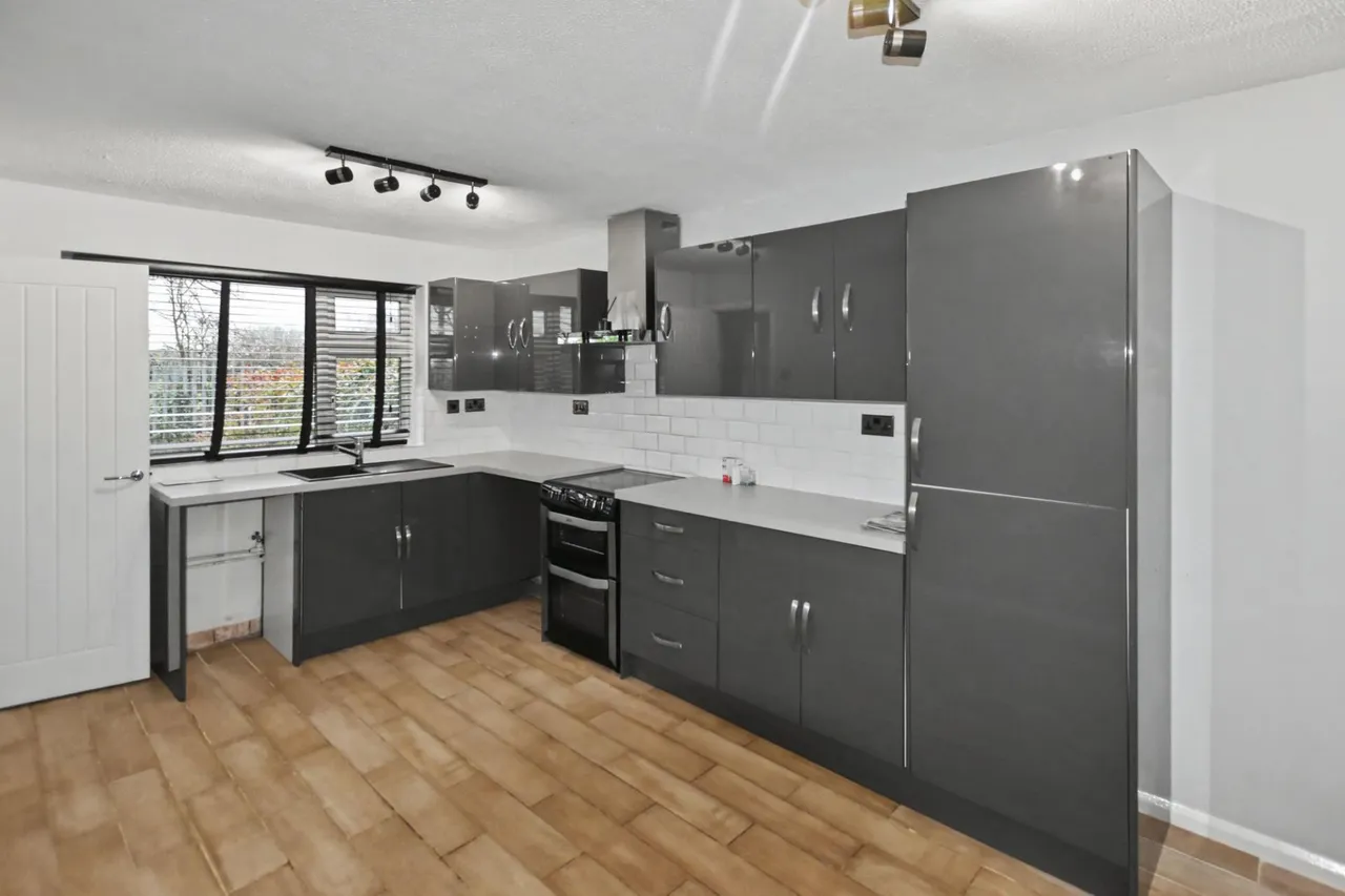 Nairn Road, Stamford, PE9, photo 3