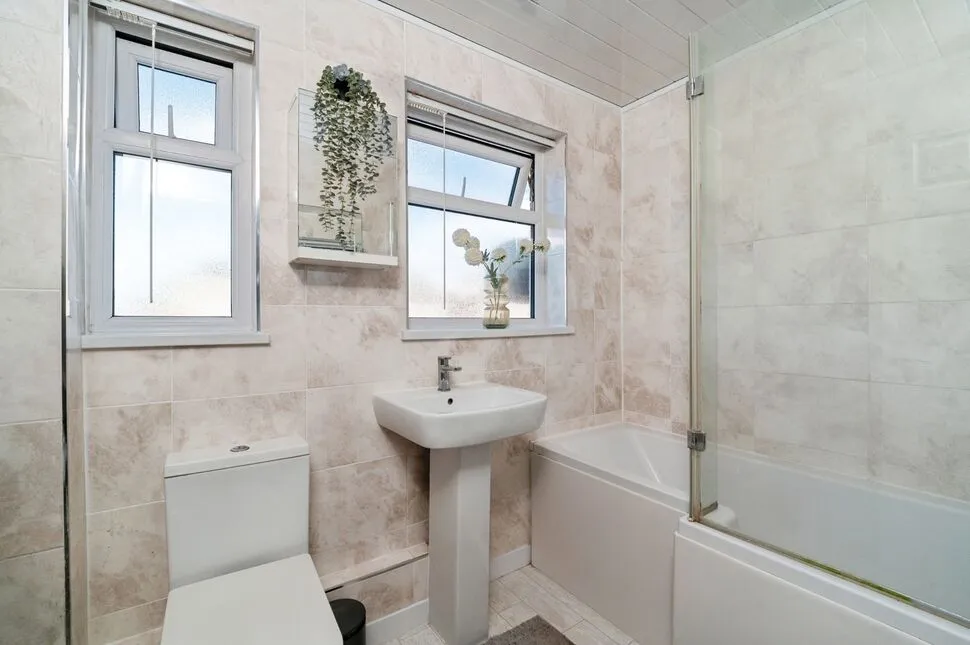 Laburnum Drive, Grimsby, Lincolnshire, DN34, photo 5