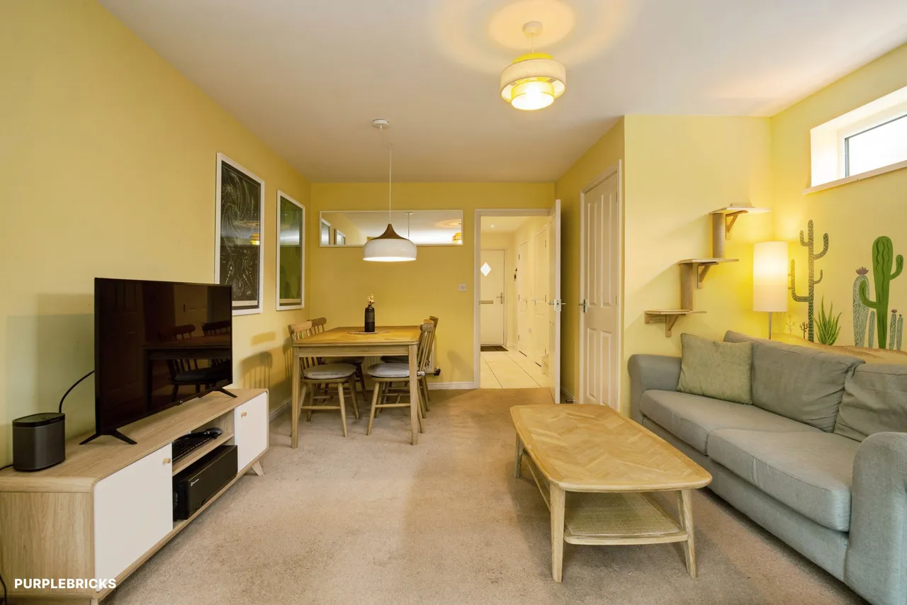 Whitworth Square, Cardiff, CF14, photo 14