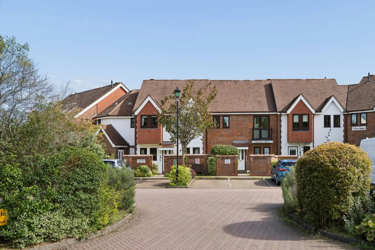 Giles Gate, Prestwood, HP16, photo 21
