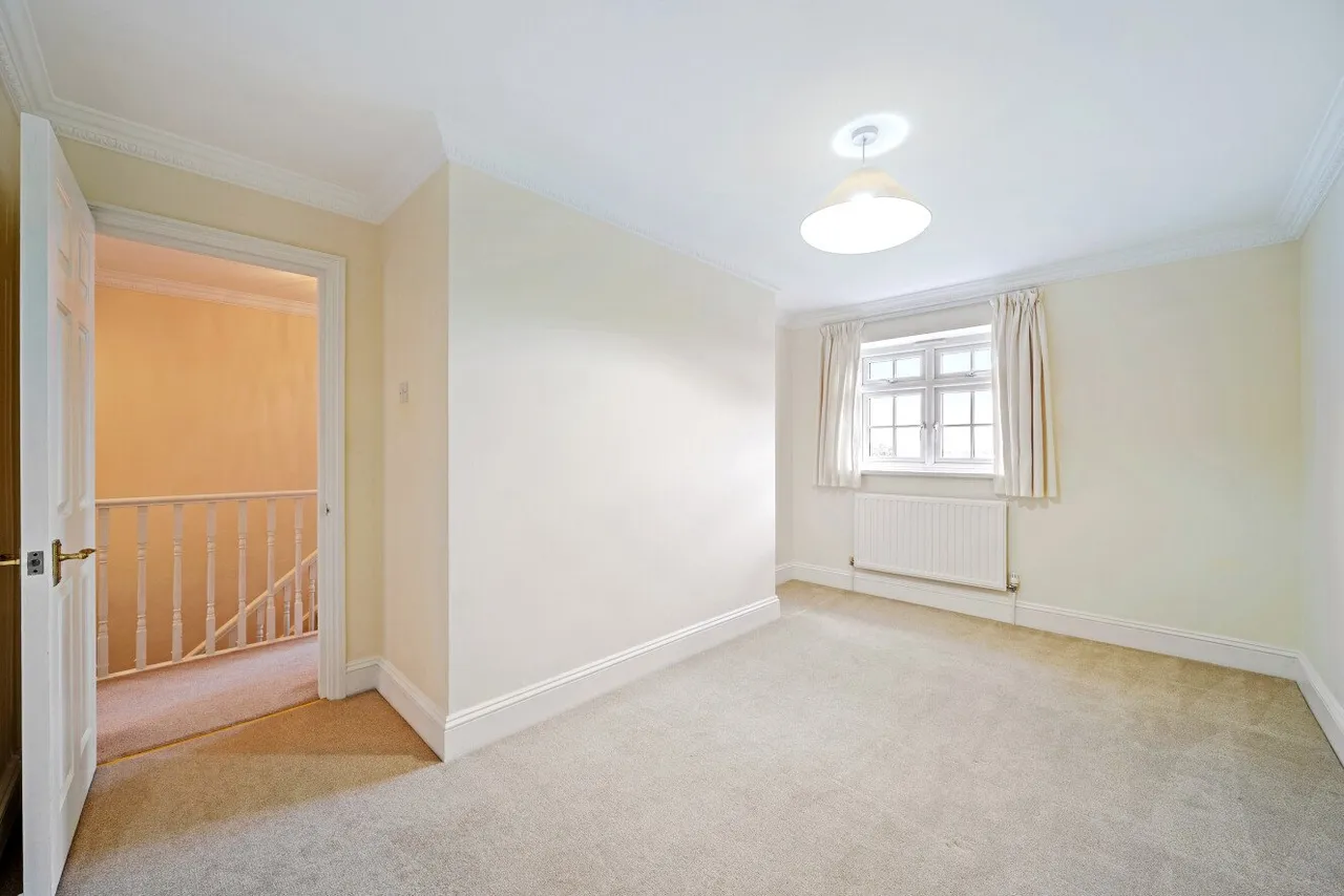 Albert Drive, London, SW19, photo 5