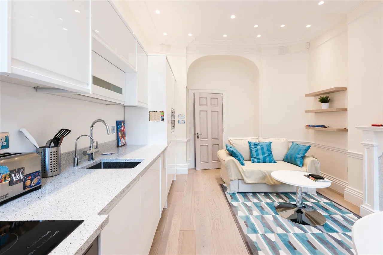 Guilford Street, London, WC1N, photo 3