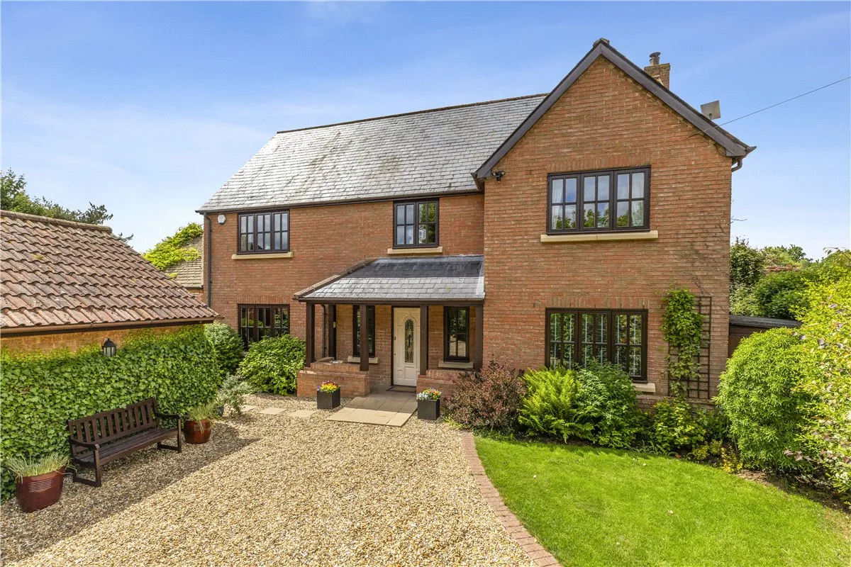 5 bed house for sale, Netherstreet, Bromham, SN15