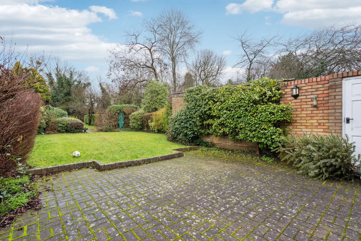 Pinner, HA5, photo 5