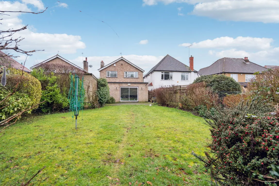Pinner, HA5, photo 13