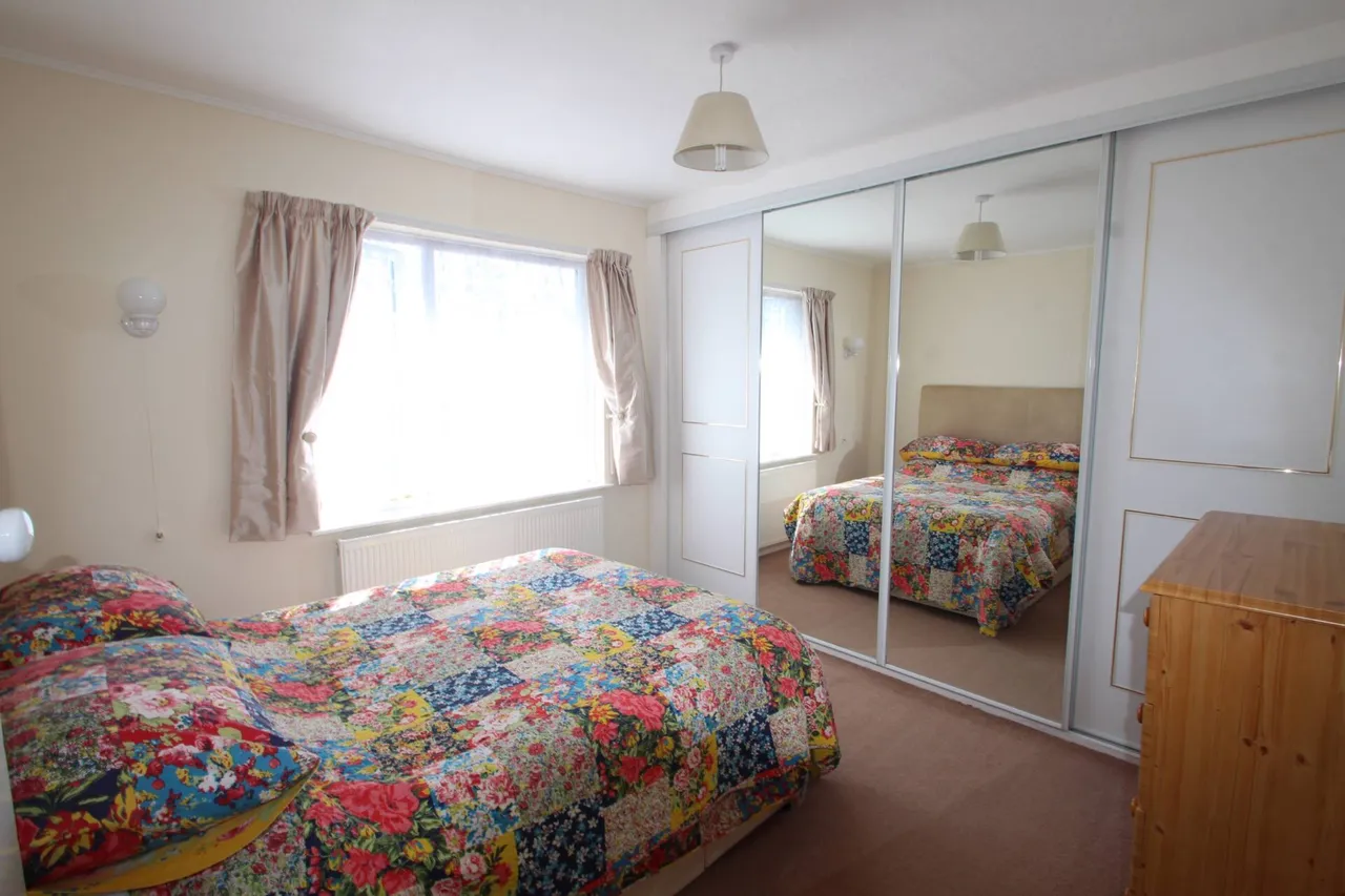 Madison Crescent, Bexleyheath, Kent, DA7, photo 9