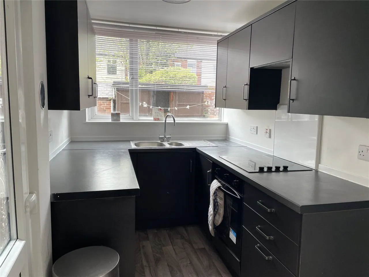 Sherwood Street, Chesterfield, S40, photo 2