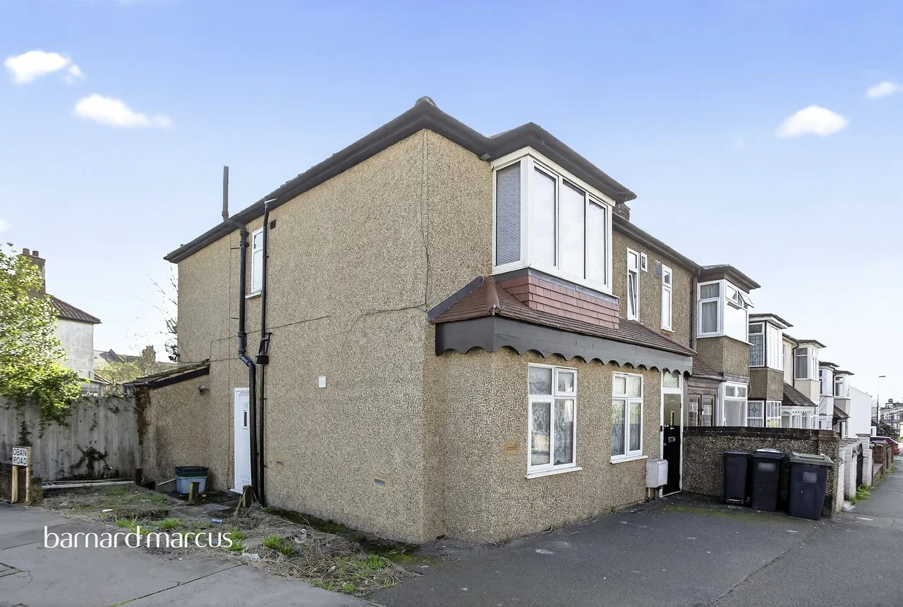 2 bed flat for sale, Grange Road, Thornton Heath, CR7