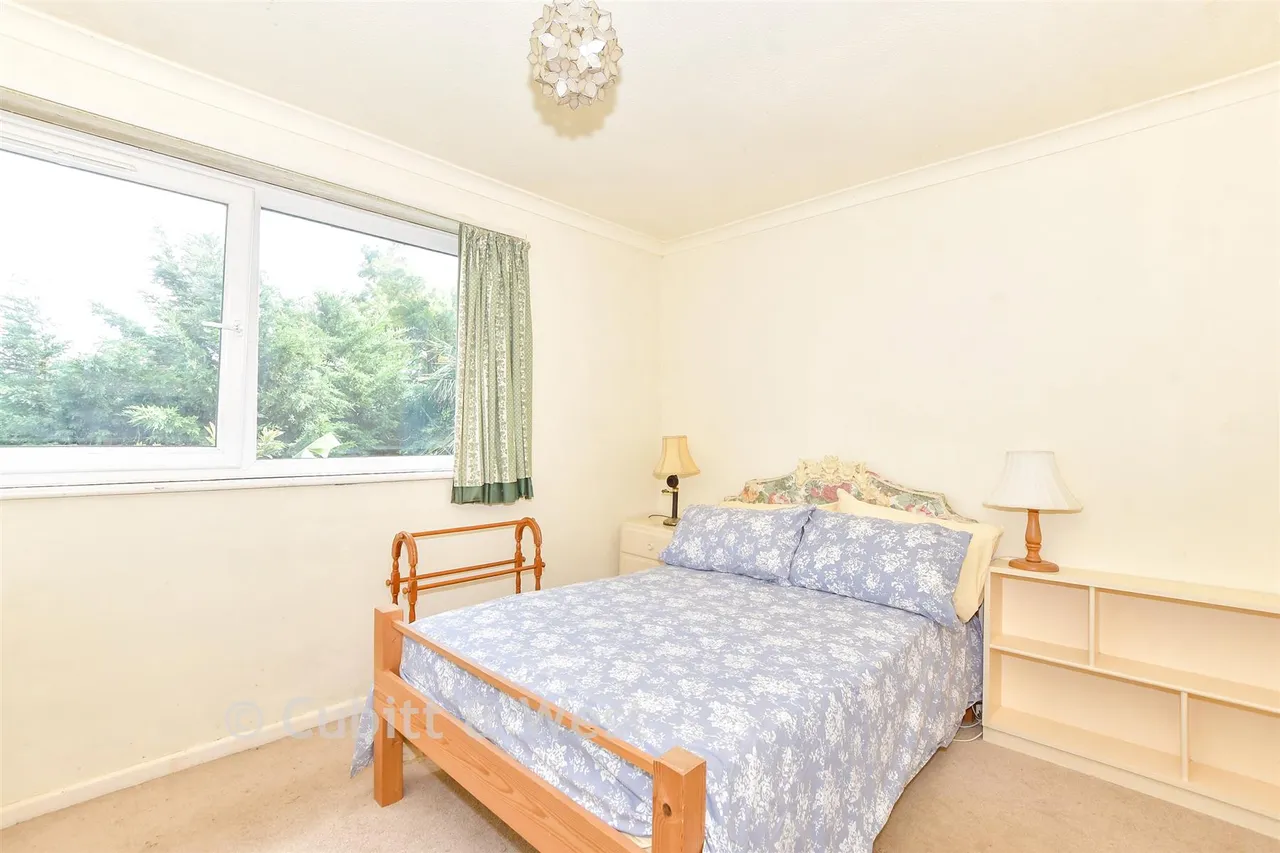 Maisemore Gardens, Emsworth, PO10, photo 9