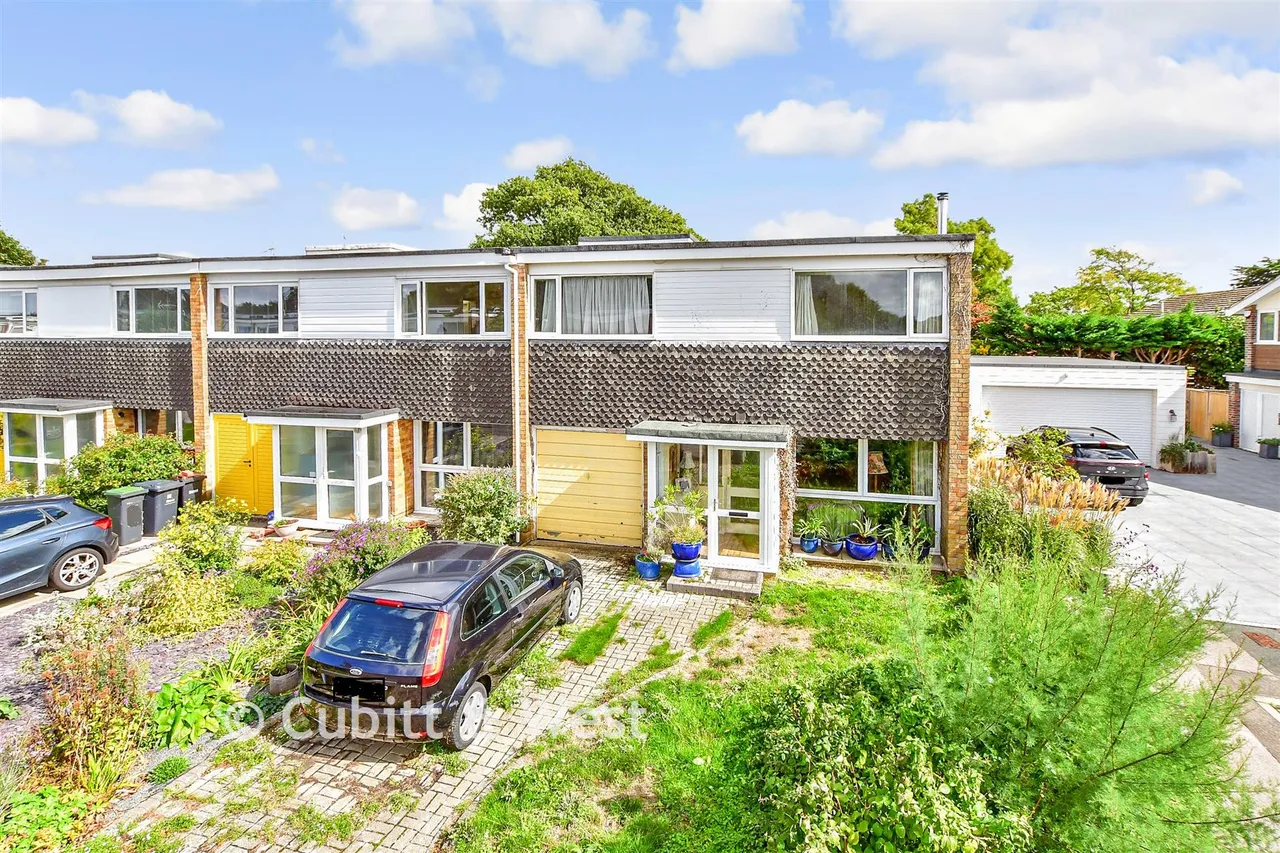 4 bed house for sale, Maisemore Gardens, Emsworth, PO10