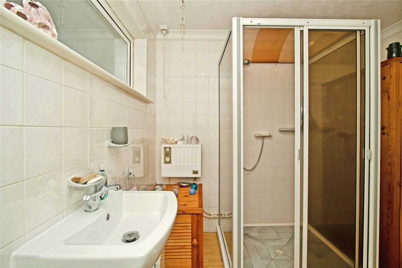 Springfield Way, Threemilestone, TR3, photo 12