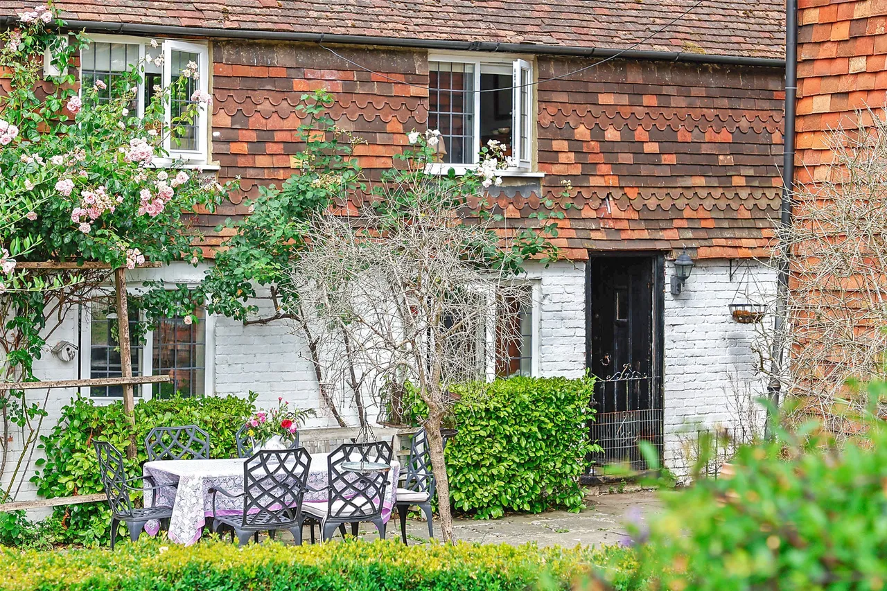 Friday Street, Rusper, RH12, photo 13