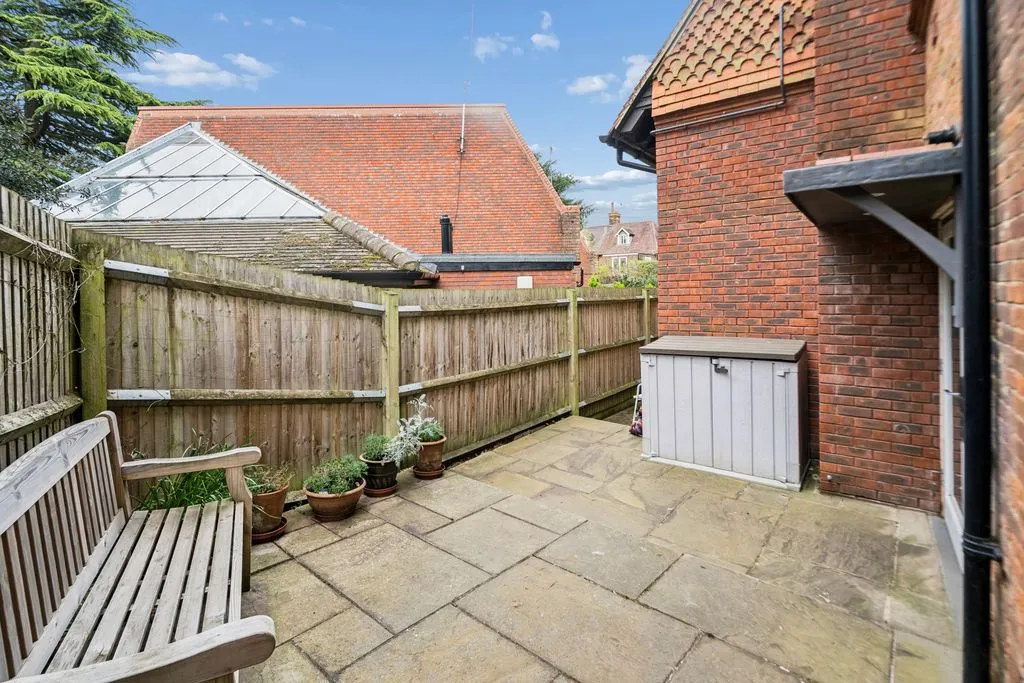 Liston Road, Marlow SL7 1AS, photo 10