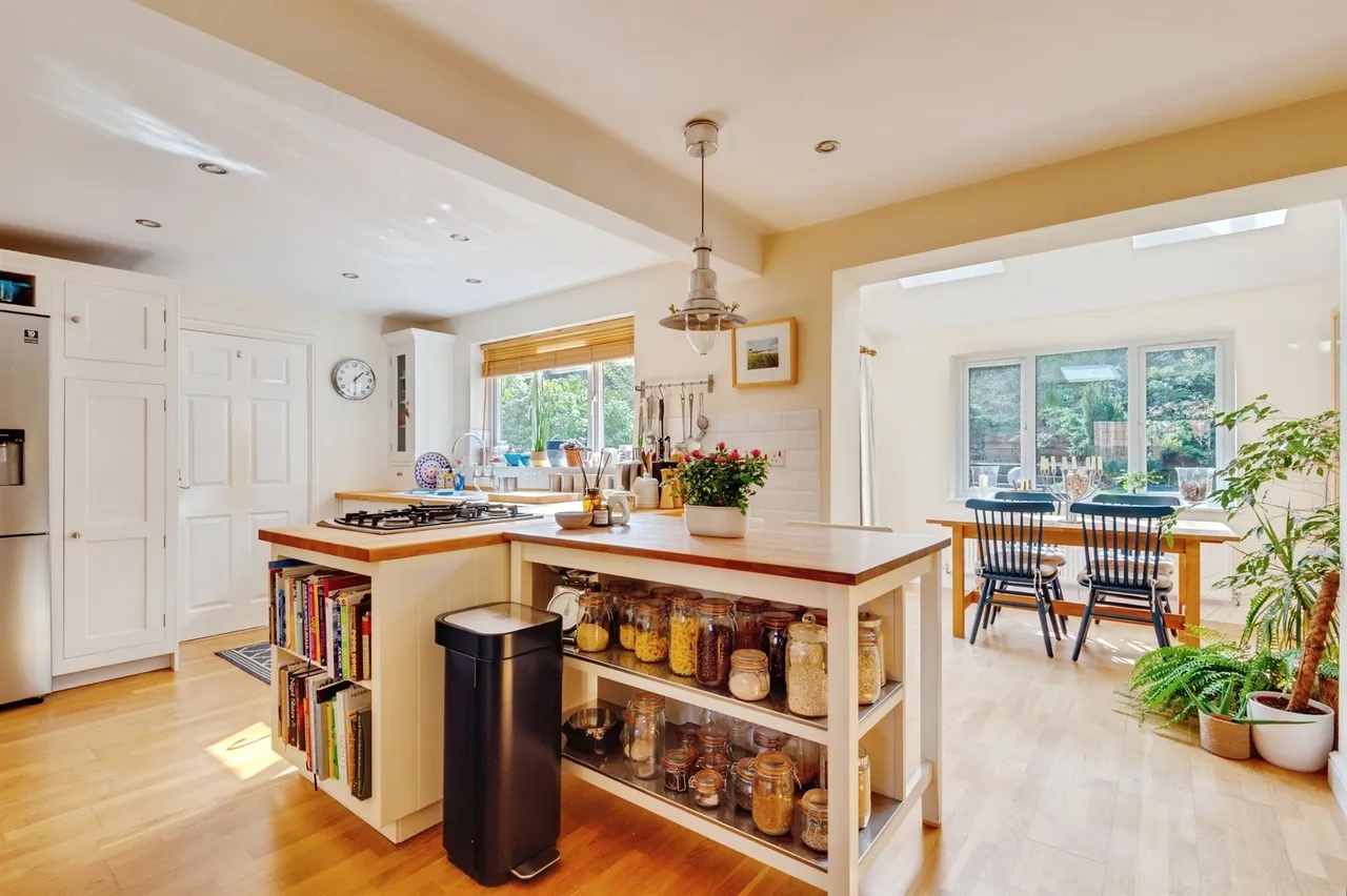 Bridgewater Grange, Preston Brook, WA7, photo 7