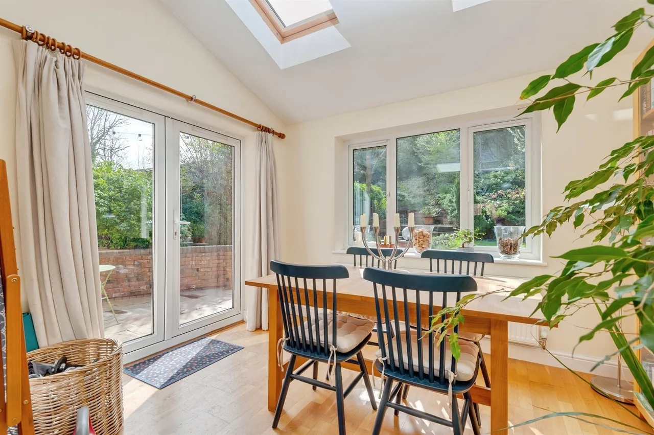 Bridgewater Grange, Preston Brook, WA7, photo 9