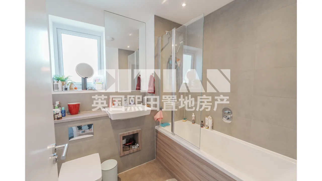Longhoughton Avenue, Western, DA10, photo 14