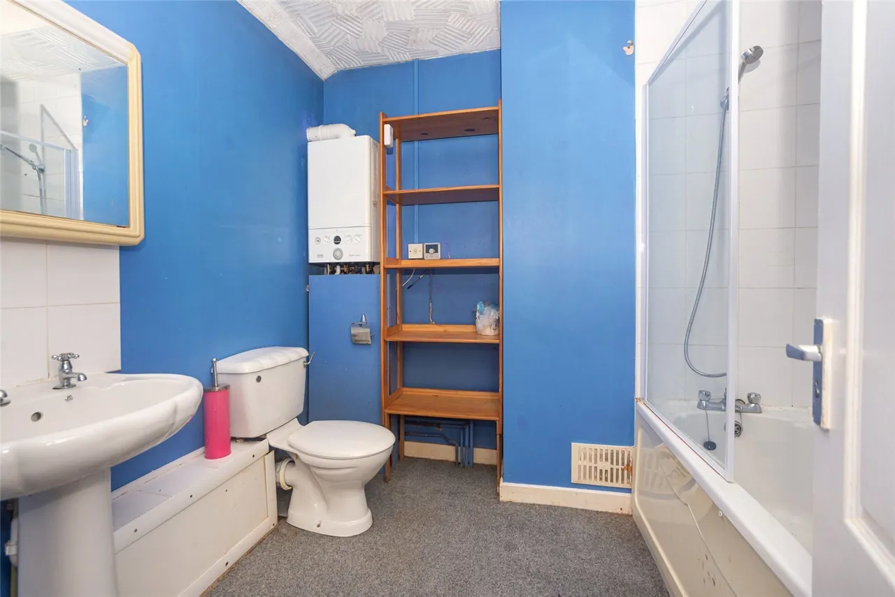 Caernarfon Road, Bangor, LL57, photo 6