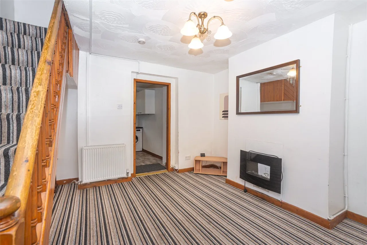 Caernarfon Road, Bangor, LL57, photo 2