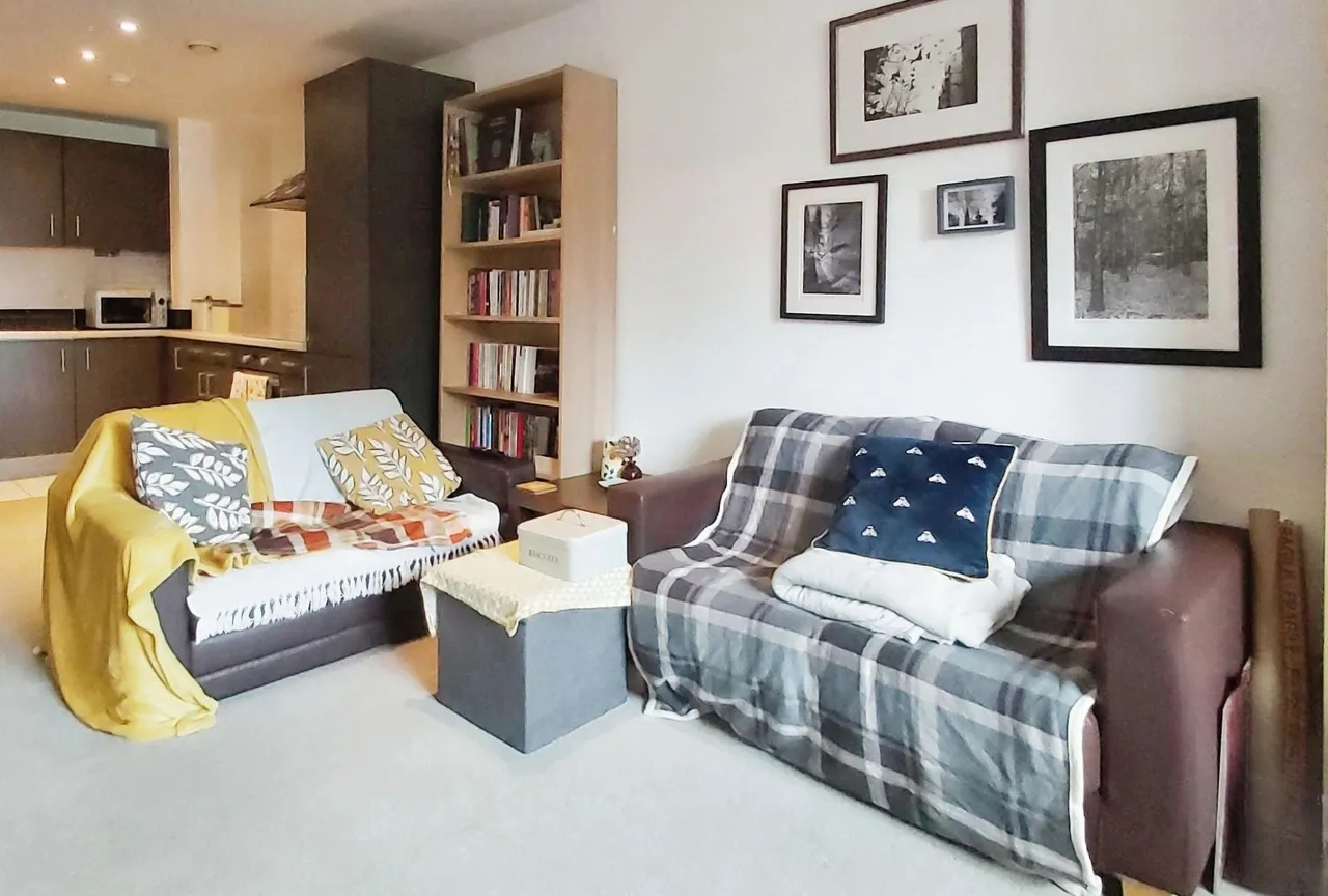 2 bed flat for sale, Salts Mill Road, Shipley, BD17