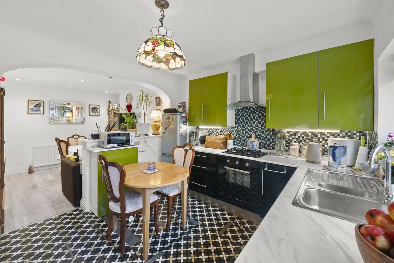2 bed flat for sale — Braund Avenue, Greenford, UB6 9JJ
