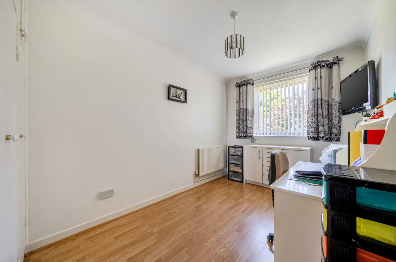 Bridge Close, Lancing, BN15, photo 10
