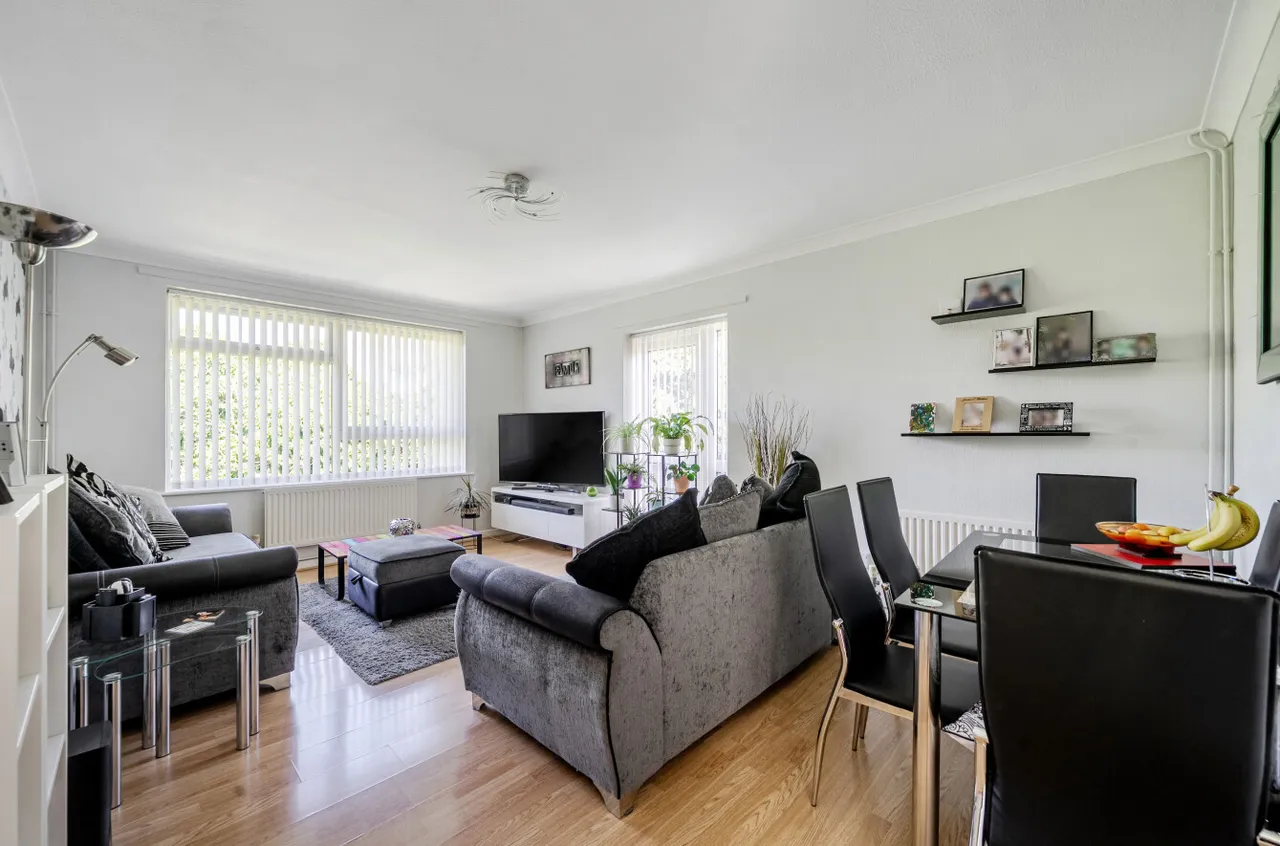 Bridge Close, Lancing, BN15, photo 2