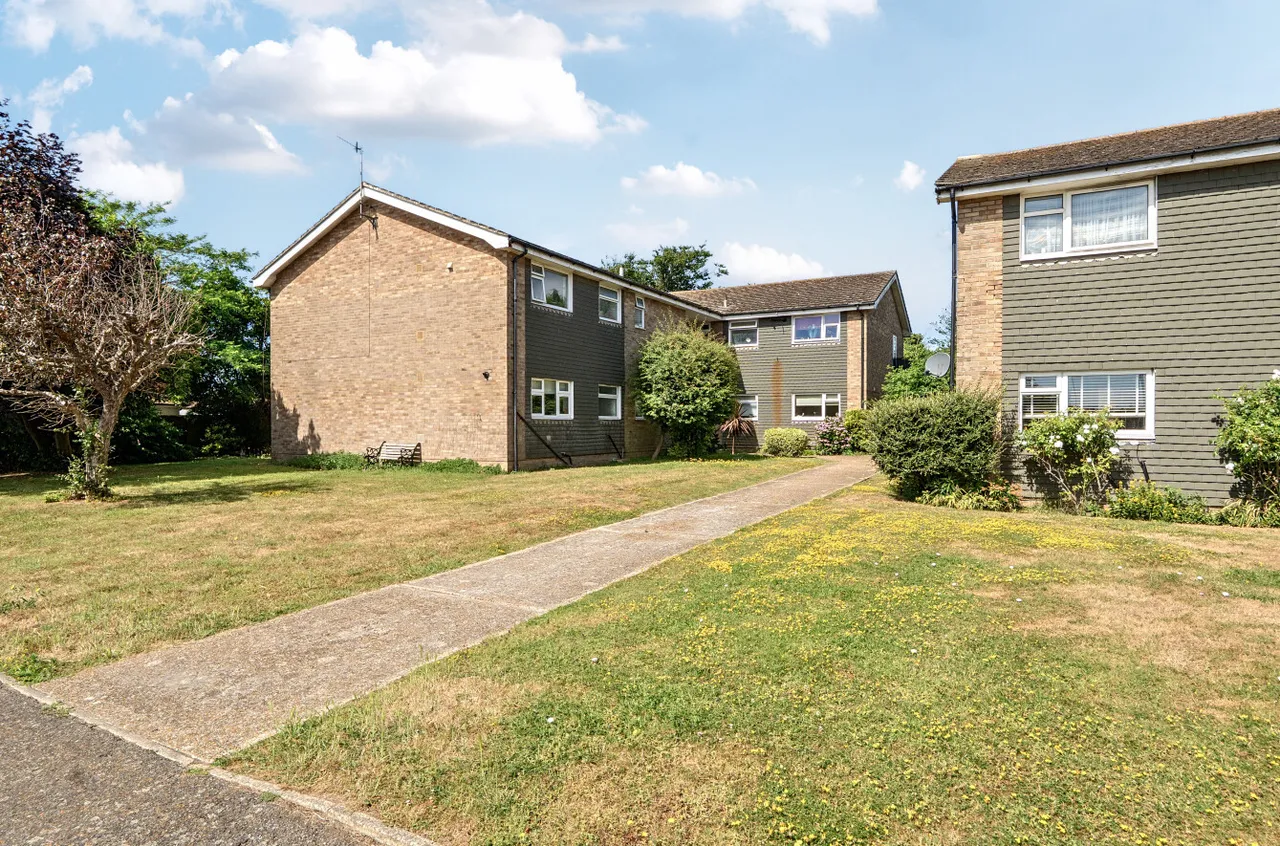 Bridge Close, Lancing, BN15, photo 15