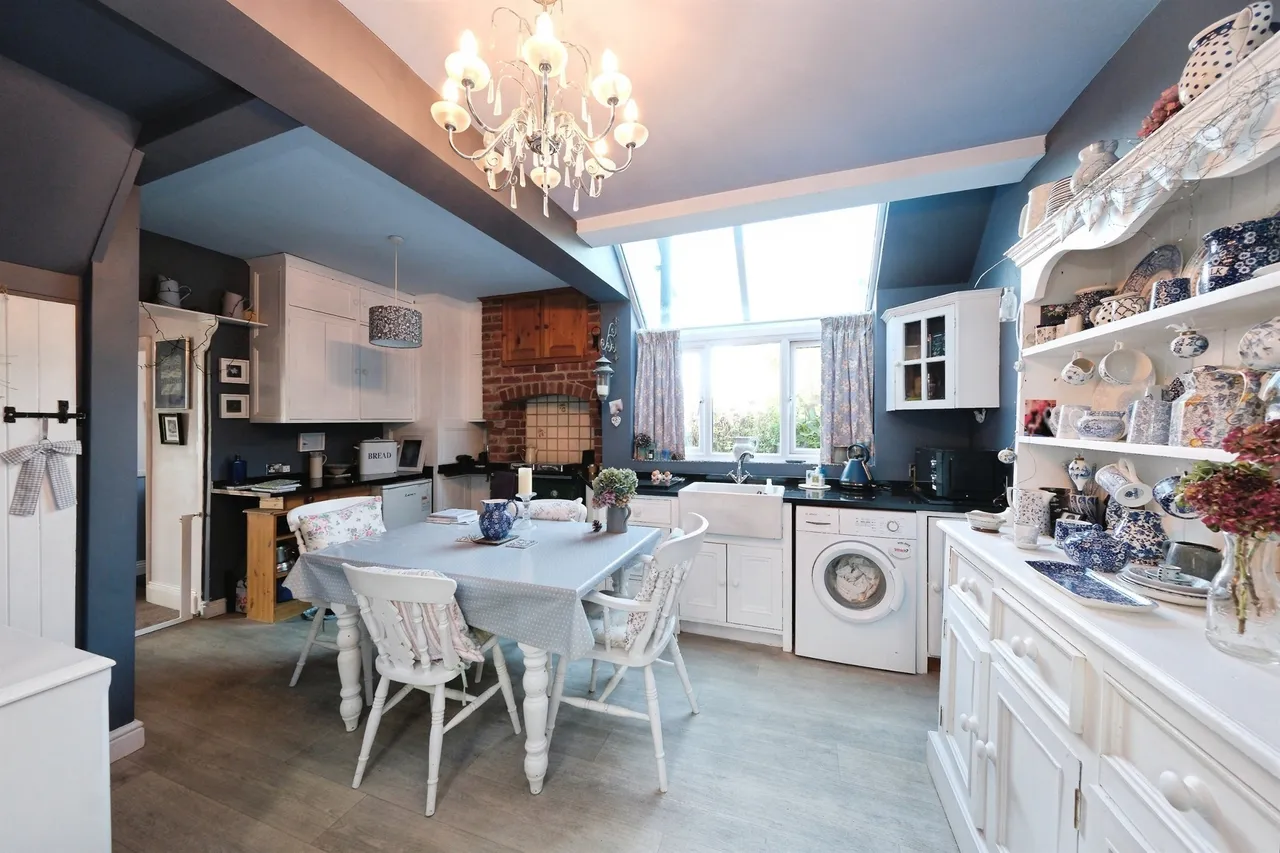 Wesley Road, Ambergate, DE56, photo 5