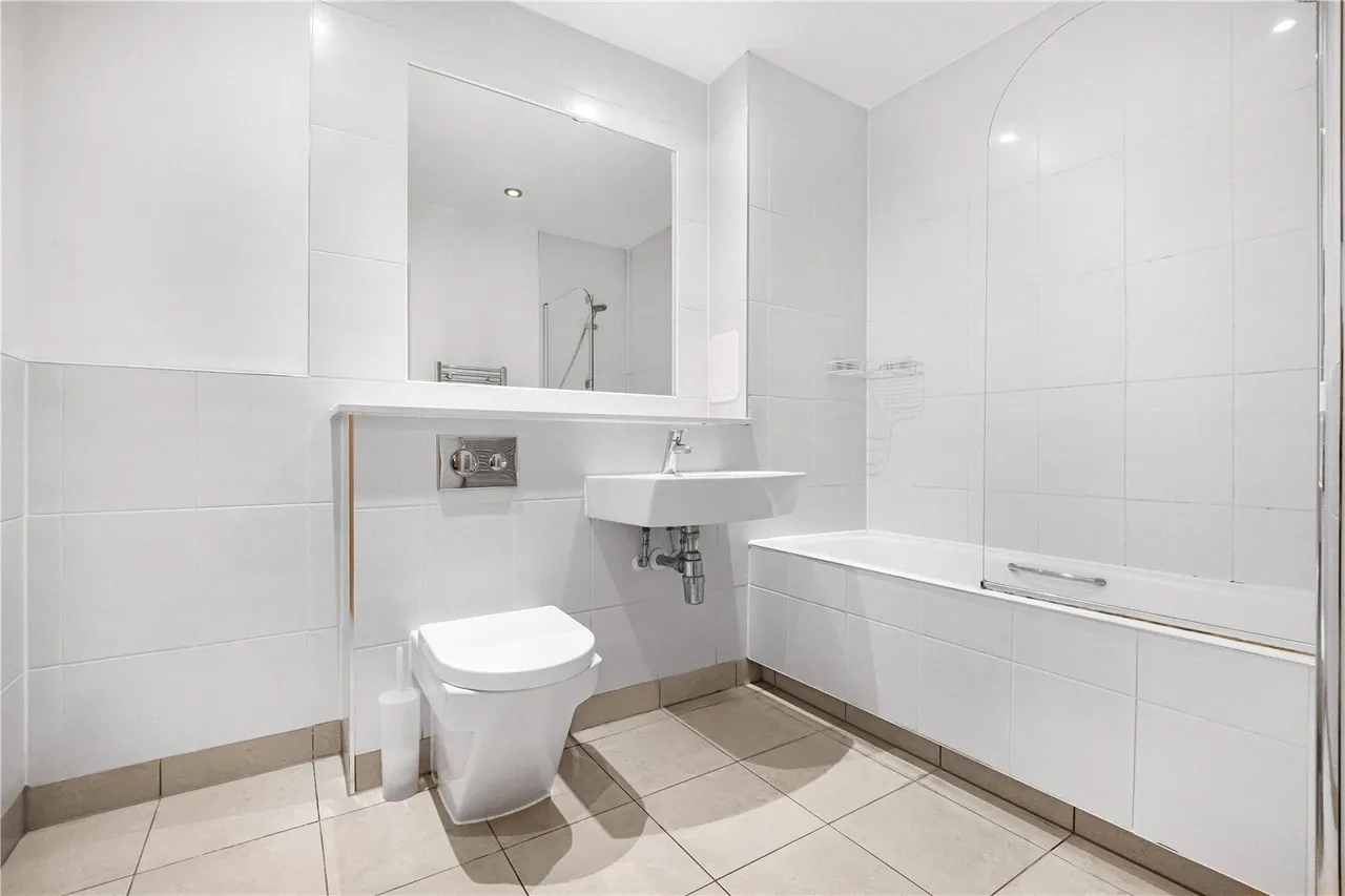 Hertford Road, London, N1, photo 14