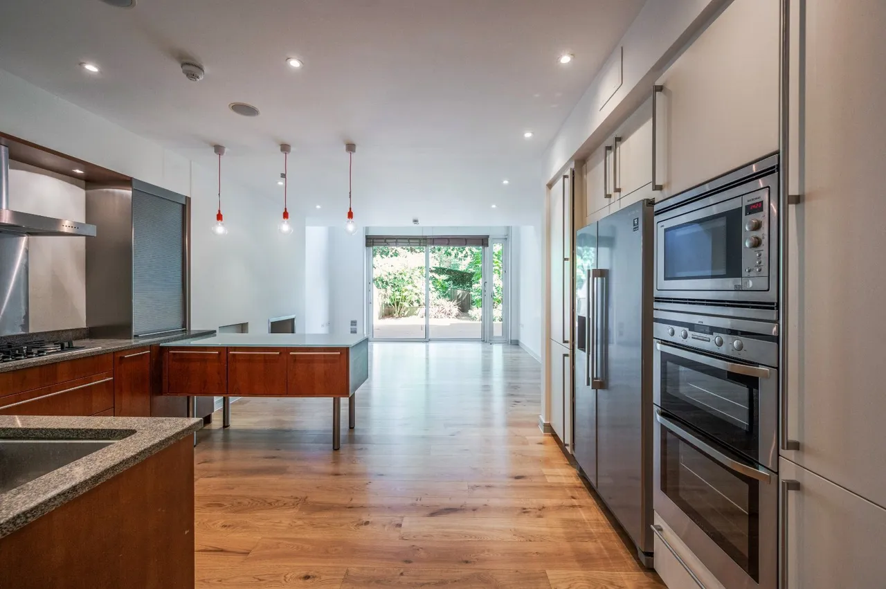 4 bed house to rent, Tercelet Terrace, Oak Hill Park, NW3