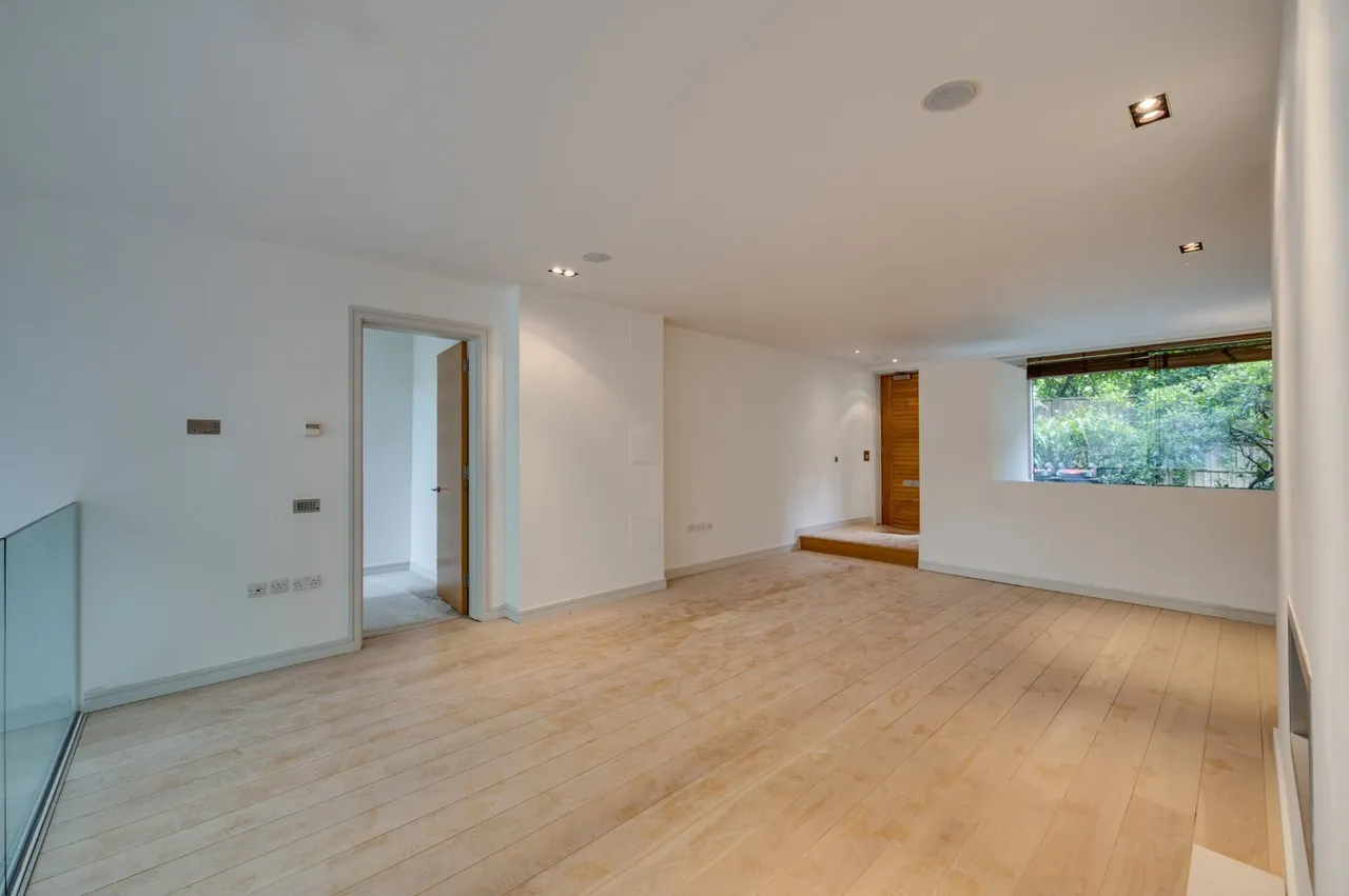 Tercelet Terrace, Oak Hill Park, NW3, photo 39
