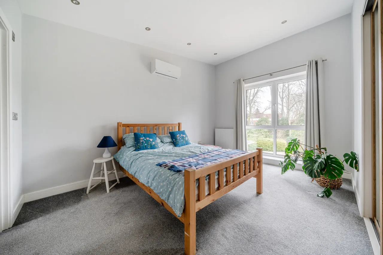 Thornbury Hill, Alveston, BS35, photo 12